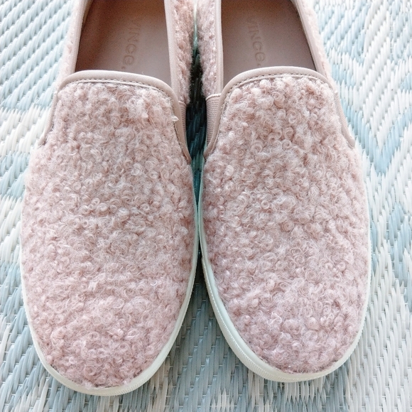 🍒NEW🍒 VINCE SHEARLING LEATHER SNEAKERS - Picture 3 of 10